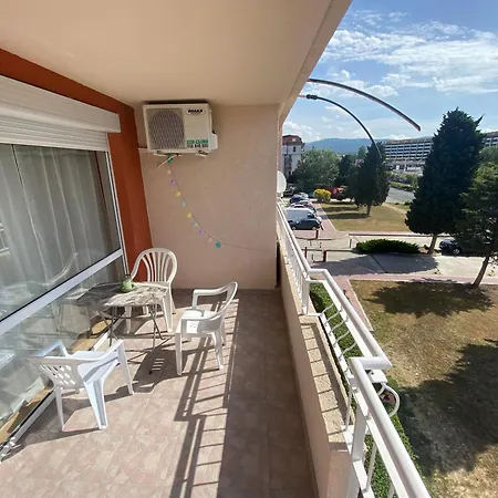 Sunny Sunny Lägenhet Slăntjev Brjag