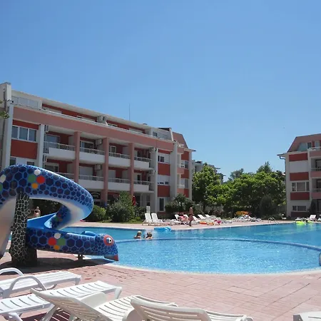 Lägenhet Studio - Sleeps 4 & Access To Pools