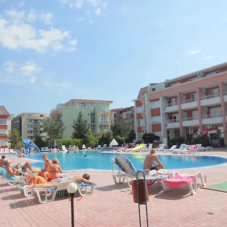 Lägenhet Studio - Sleeps 4 & Access To Pools *
